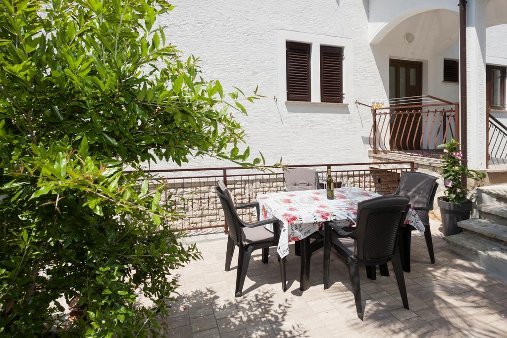 Apartments Prekalj Poreč Exterior foto