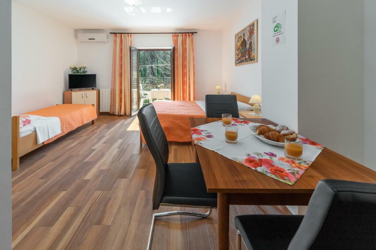 Apartments Prekalj Poreč Exterior foto